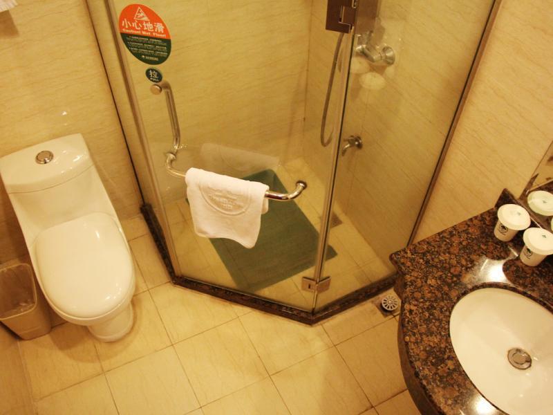 Greentree Inn Guangdong Shenzhen Huaqiangbei Express Hotel Esterno foto