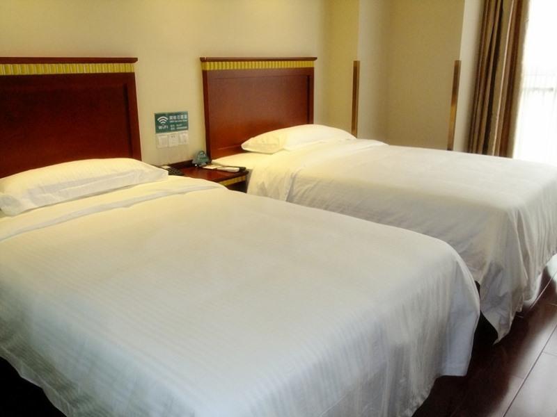 Greentree Inn Guangdong Shenzhen Huaqiangbei Express Hotel Esterno foto
